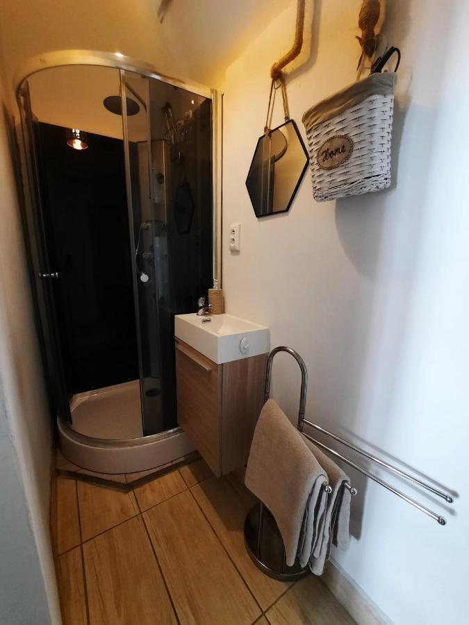 Apartman Matty V Tichom Dvore Priamo V Centre Bratysława Zewnętrze zdjęcie