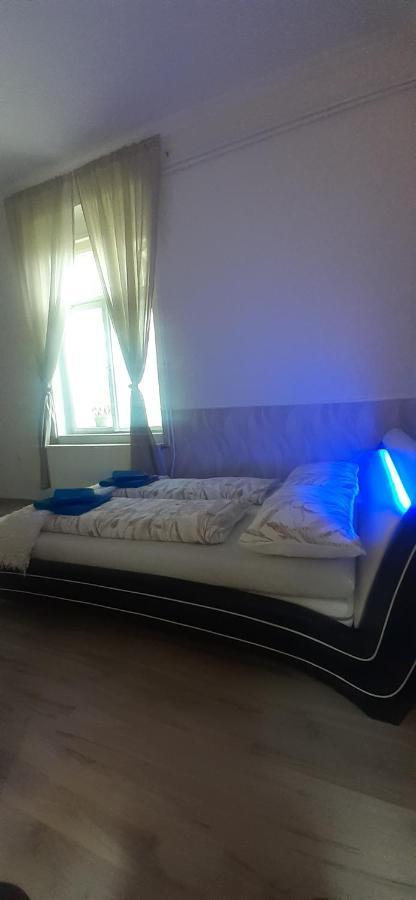 Apartman Matty V Tichom Dvore Priamo V Centre Bratysława Zewnętrze zdjęcie